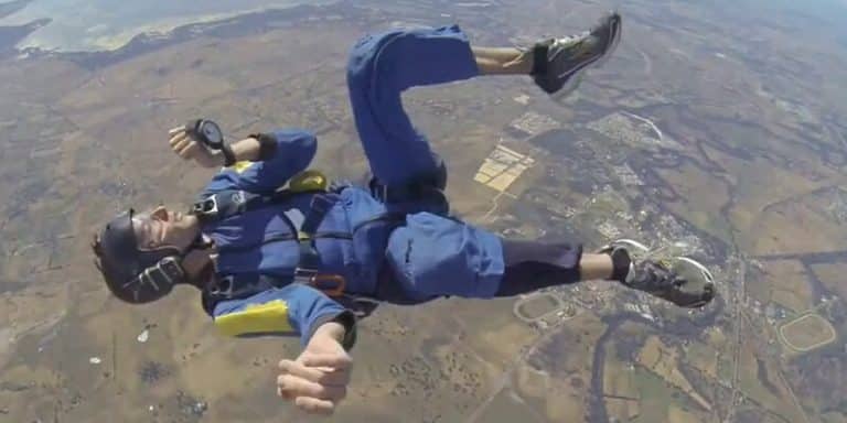 Un parachutiste fait une crise d&rsquo;épilepsie en plein saut