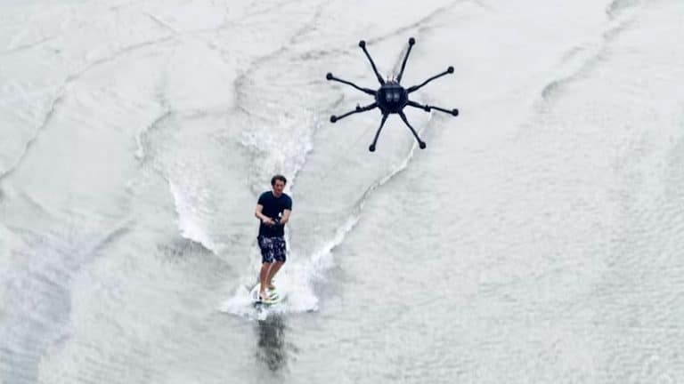 Et si le drone surfing éclipsait le kitesurf ?