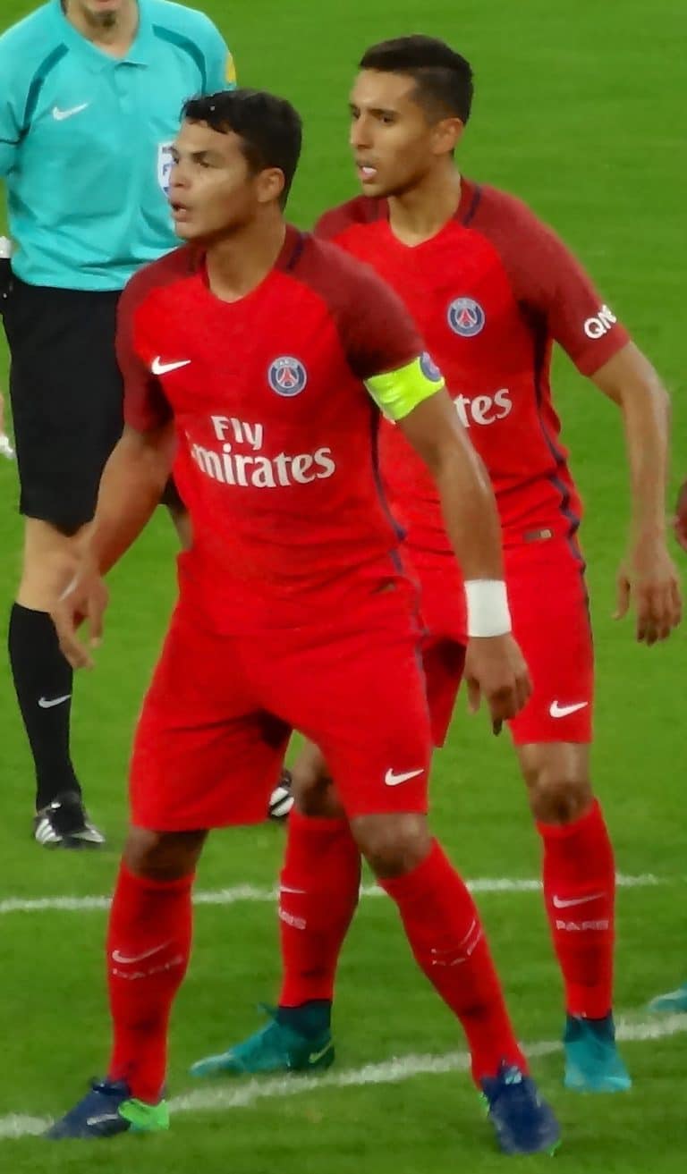 PSG : Thiago Silva prend la défense de ses coéquipiers Kylian Mbappe et Neymar