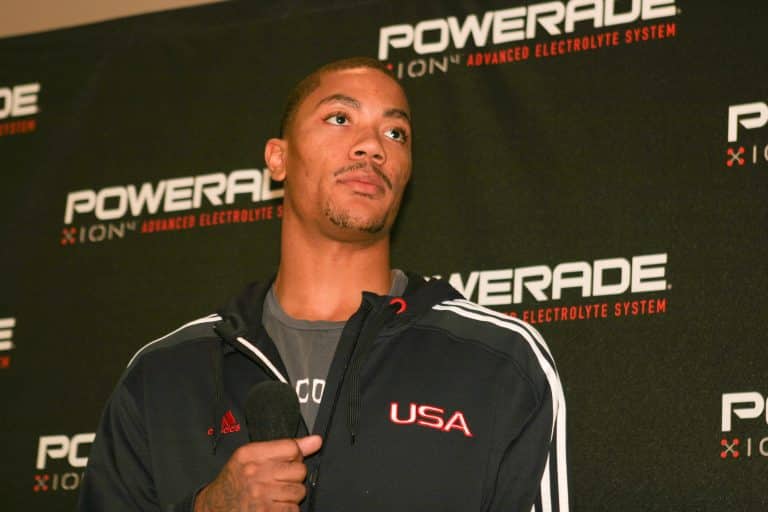 Derrick rose serait proche de revenir aux Cavs