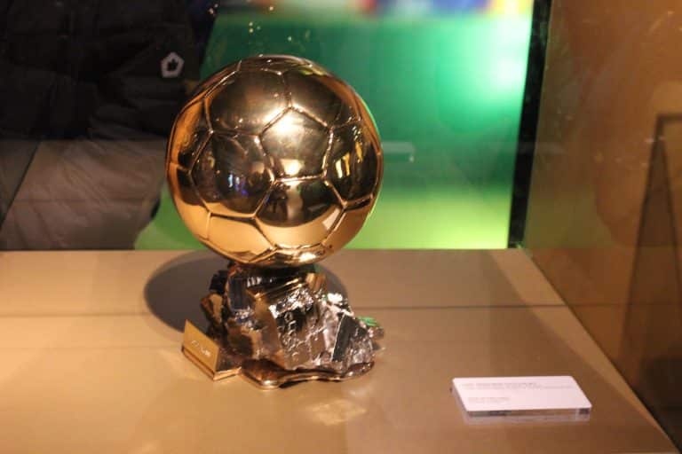 Cristiano Ronaldo remporte son cinquième Ballon d’Or