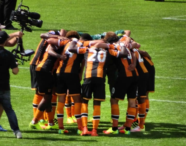 Leonid Slutsky, le manager russe de Hull City, part après six mois à la tête du club