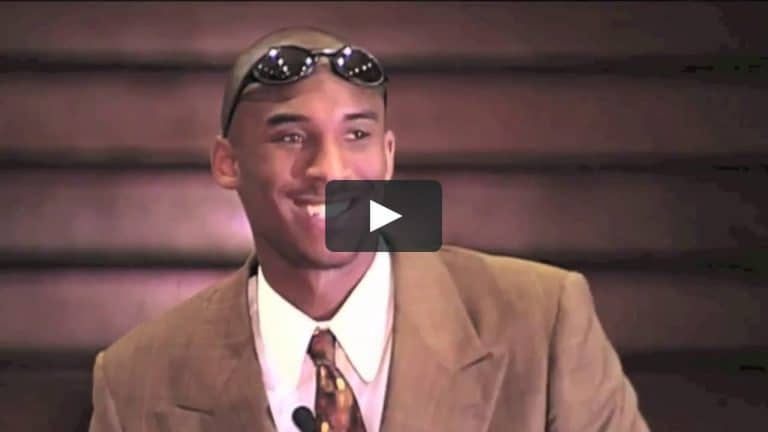 L’hommage rendu à Kobe Bryant lors de la cérémonie de retrait de ses maillots