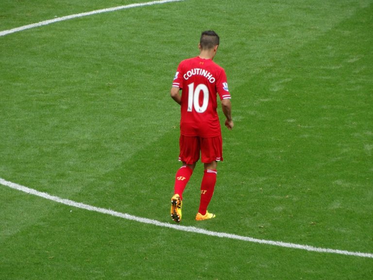 Barcelone : Coutinho veut jouer avec Neymar
