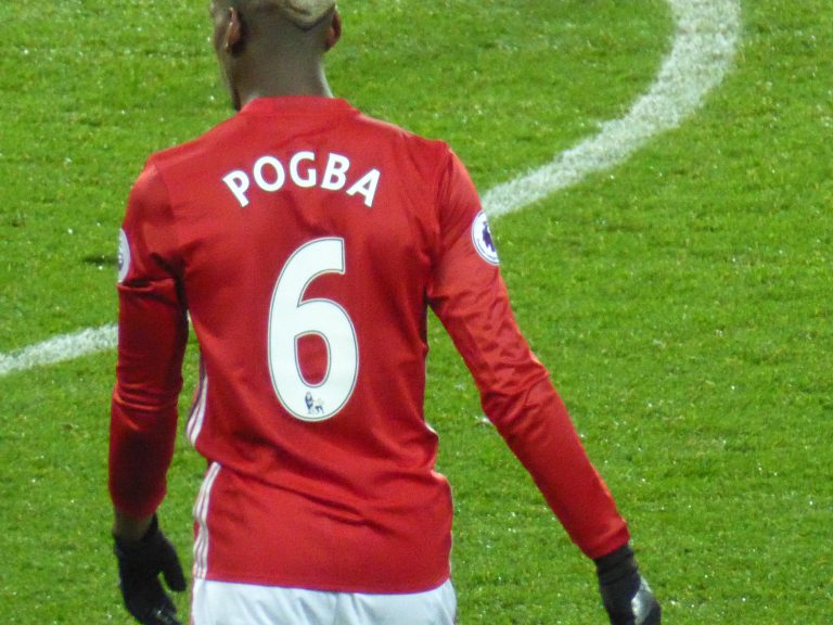 Manchester United devrait former une équipe autour de Paul Pogba