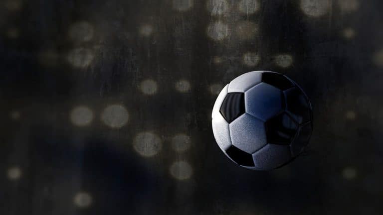 2e match de Ligue 1 en 3 jours arrêté suite à des bannières homophobes