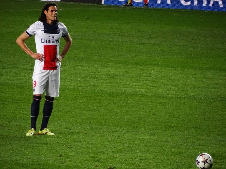 Edinson Cavani rejoindra Manchester United pour un contrat de deux ans
