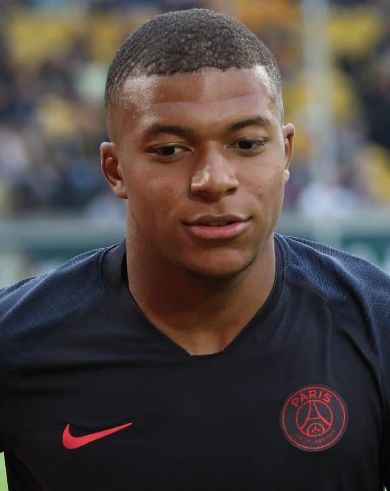 Kylian Mbappé produit un moment magique contre Brest