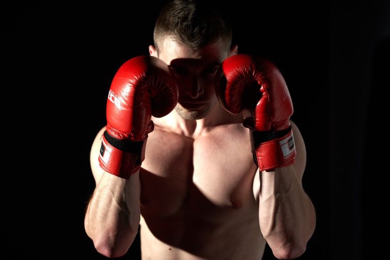 Canelo bat Plant pour entrer dans l’histoire de la boxe
