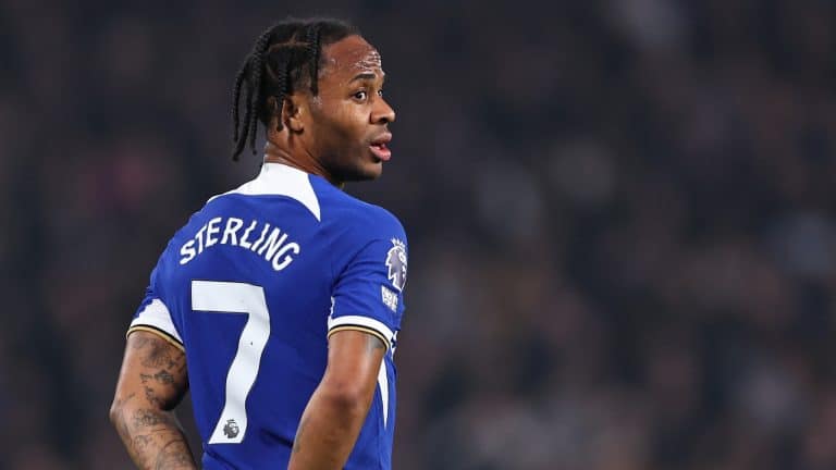 Raheem Sterling facilite un essai palpitant pour un attaquant de Chelsea