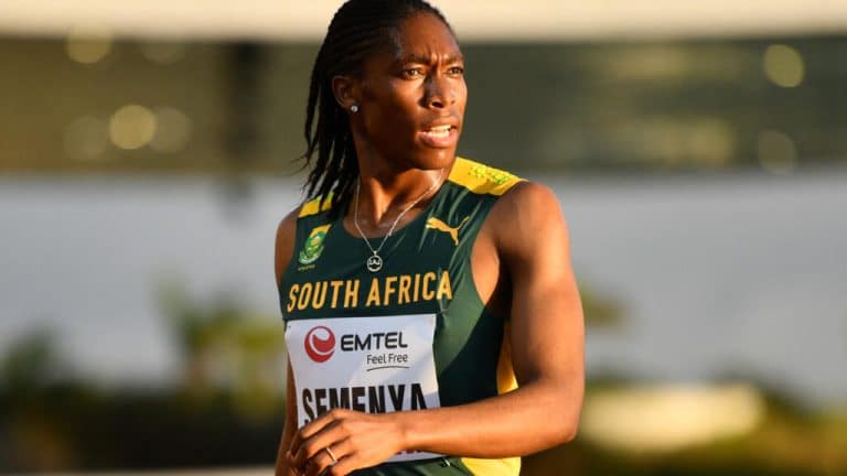 Le parcours de Caster Semenya : du stade à la scène dans le spectacle &lsquo;Libre arbitre&rsquo;